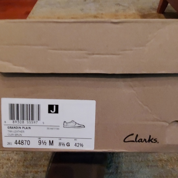 Clark's Grandin Plain Tan Men's Shoes - Picture 8 of 8